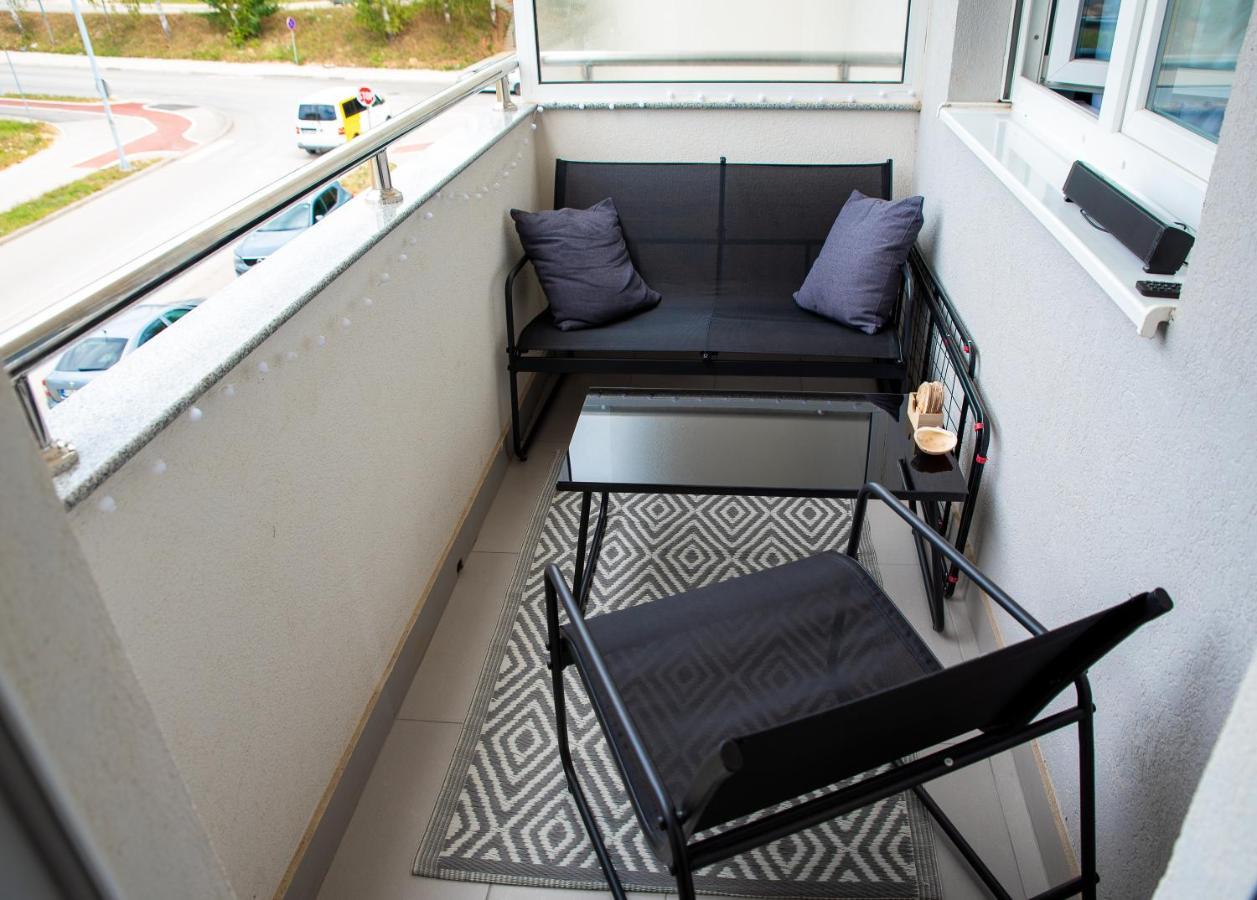 Athena Apartman Lukavica 외부 사진